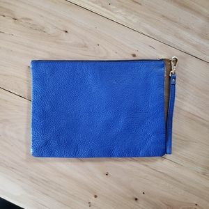 Fossil wristlet